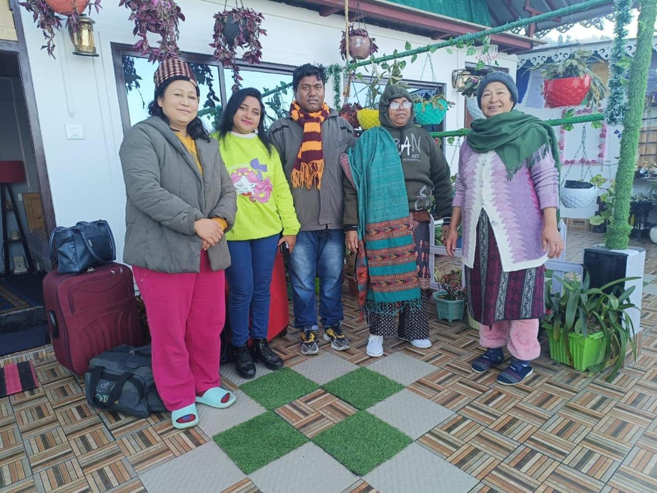 The Sunset Nest Offbeat Homestay دارجيلنغ المظهر الخارجي الصورة