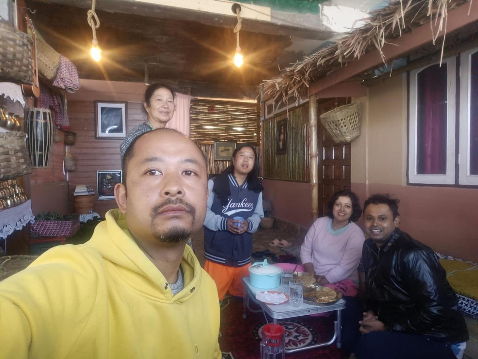 The Sunset Nest Offbeat Homestay دارجيلنغ المظهر الخارجي الصورة
