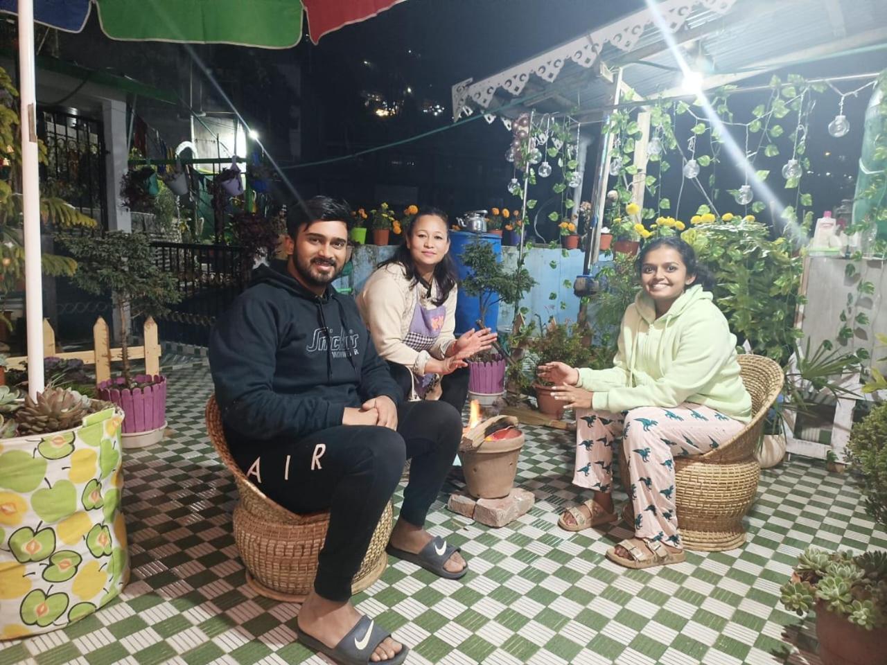 The Sunset Nest Offbeat Homestay دارجيلنغ المظهر الخارجي الصورة